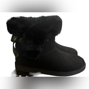 Black juicy couture ankle winter boot